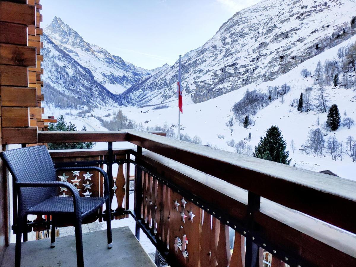Hotel Garni Les Bouquetins Ціналь Екстер'єр фото